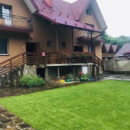 Котедж Relax Yaremche Exterior photo